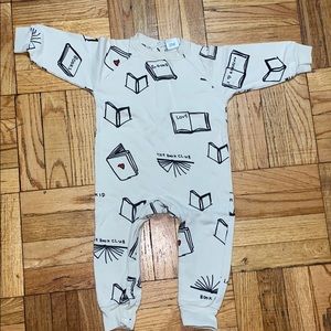 Unisex Beau loves one piece